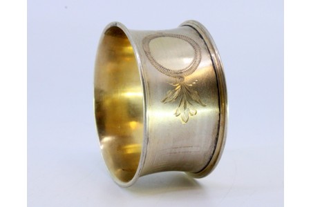 Argola de guardanapo em prata com gravados "LEMBRANÇA" 